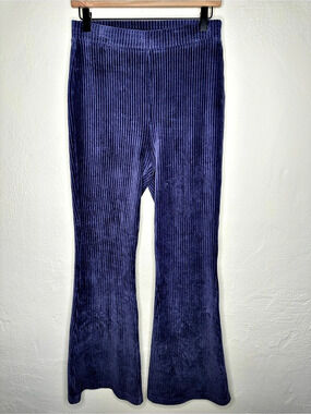 Aerie Groove-On Rib Velour Flare Pants